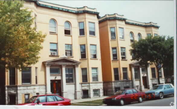 Building Photo - Palmer View