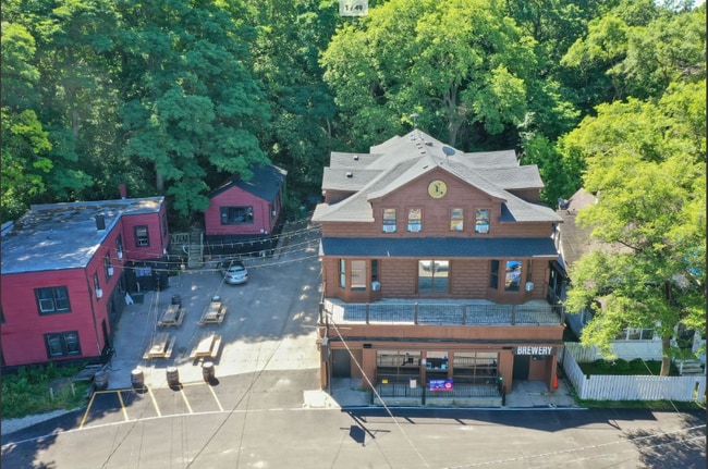 Building Photo - 115 Nippersink Blvd