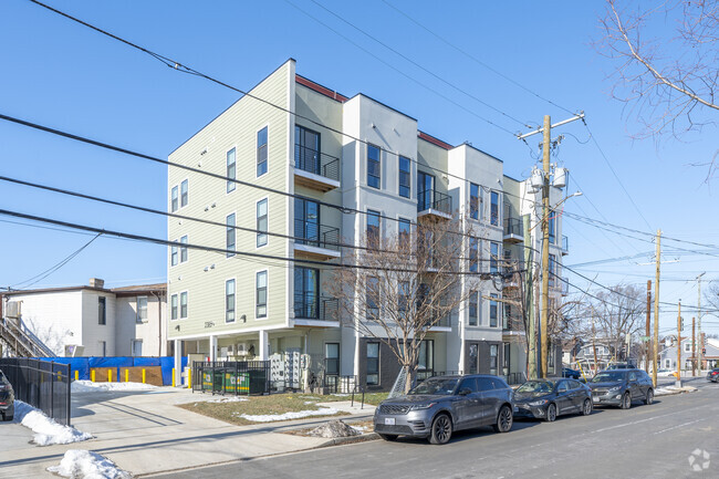 Alternate - 2385 Rhode Island Ave NE