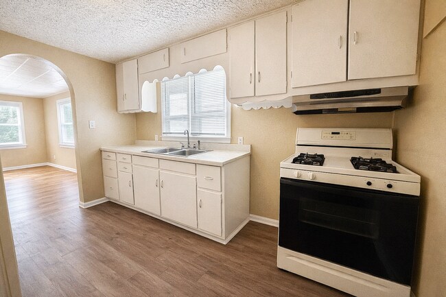 Foto del edificio - 512 S Cole St