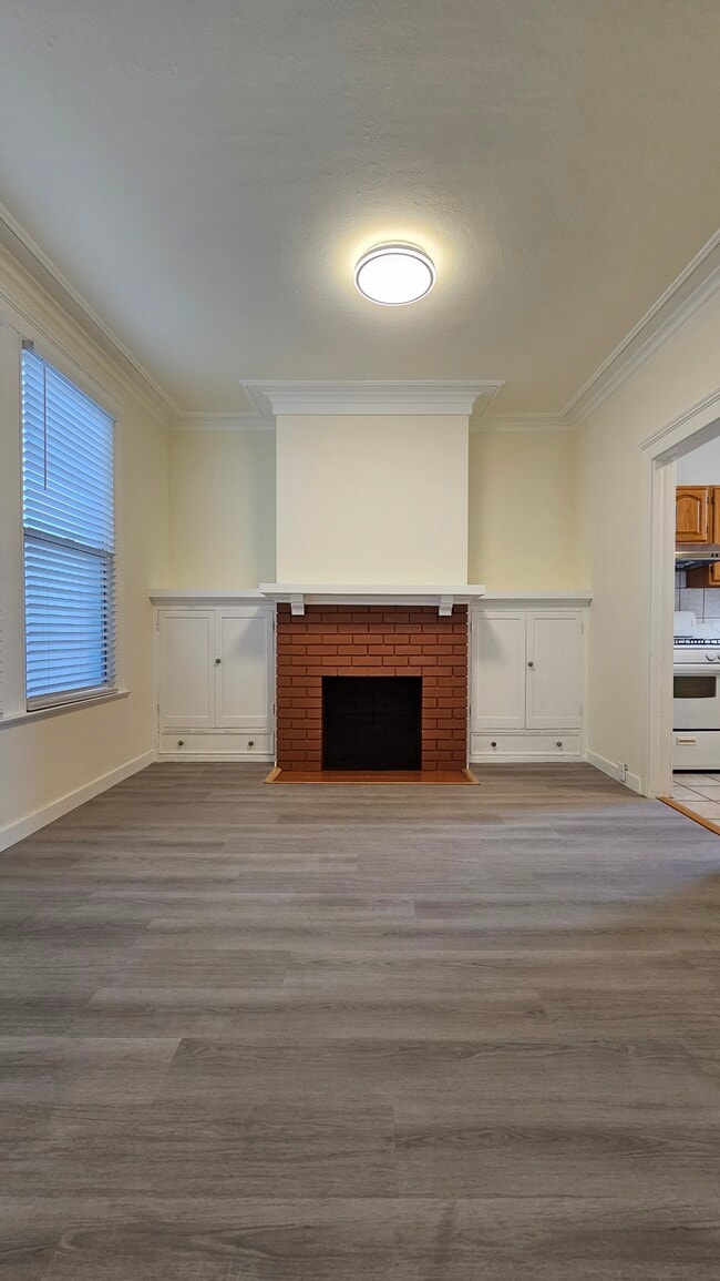 Living Room - 2400 Geary Blvd Apartments