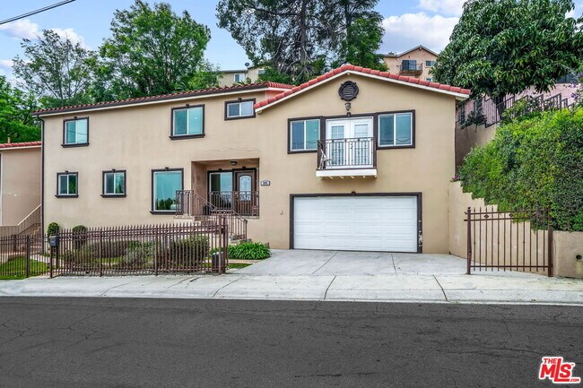 Building Photo - 3810 Ramboz Dr