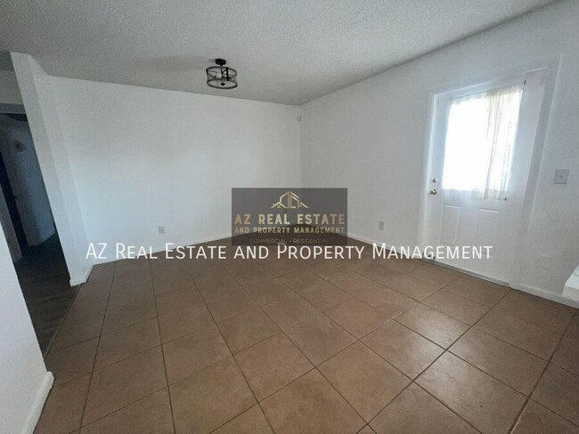 Foto del edificio - 6421 W Carol Ave
