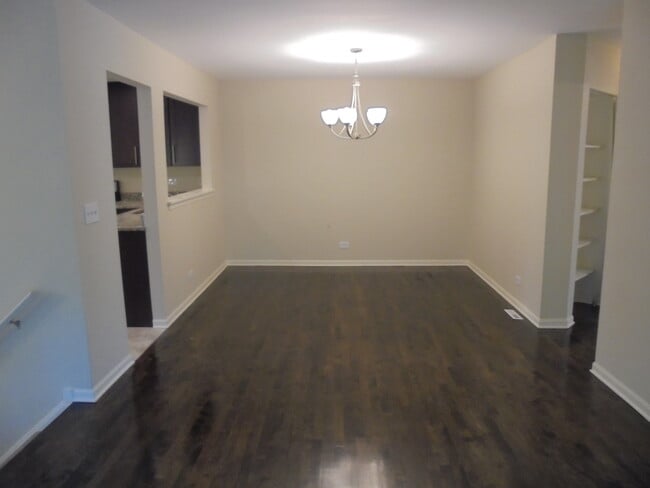 Building Photo - 51 N Macgillis Dr