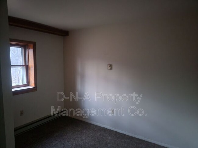 Foto del edificio - 4036 Manor Dr