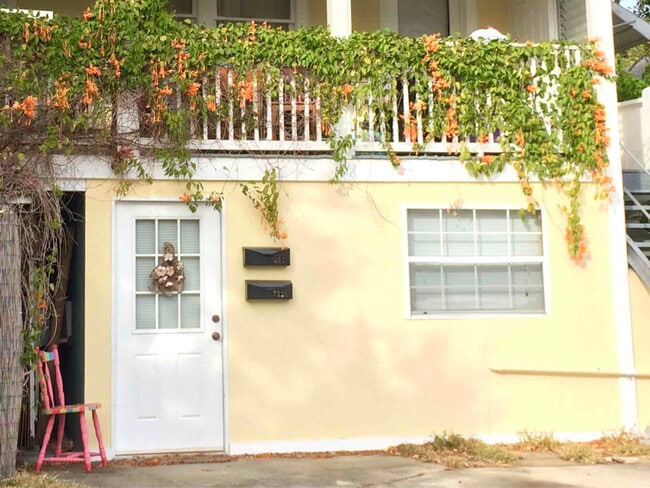 Photo - 302 Marshall St (Clearwater, FL) Apartment