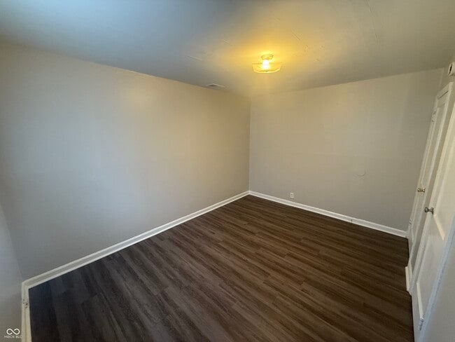 Foto del edificio - 5959 E 24th St