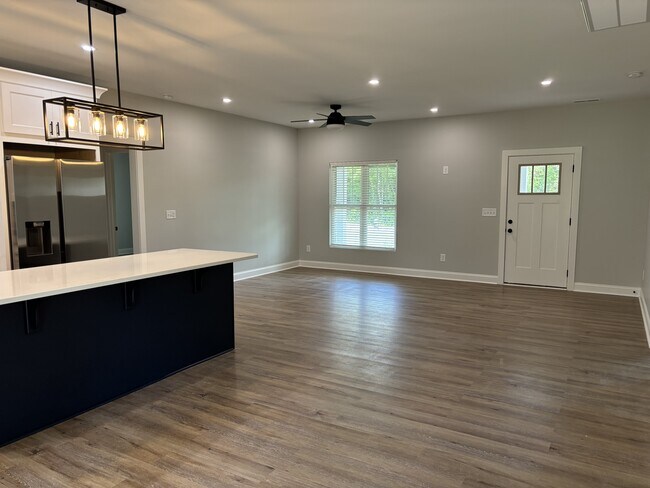 Foto del edificio - 718 S Pleasant Coates Rd
