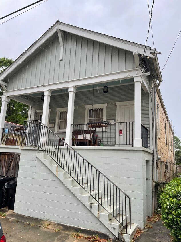 Primary Photo - 3115-3115 Constance St