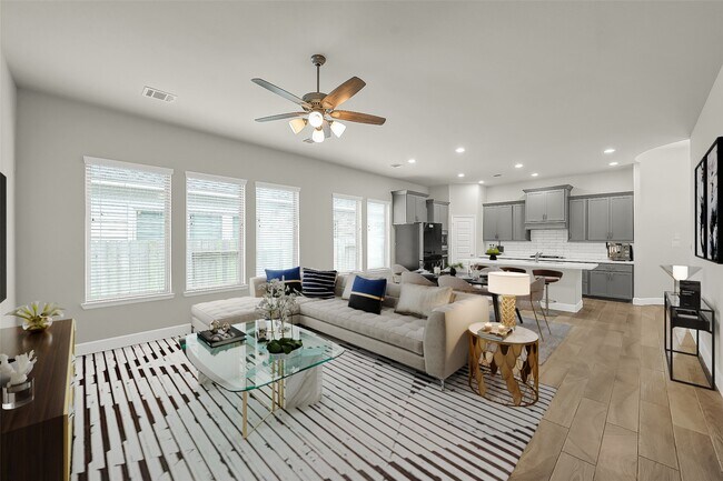 Foto del edificio - 328 Rise Ln