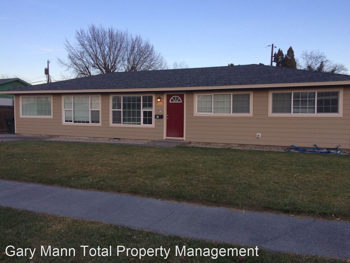 Primary Photo - 4 br, 2 bath House - 1629 Wallace Street