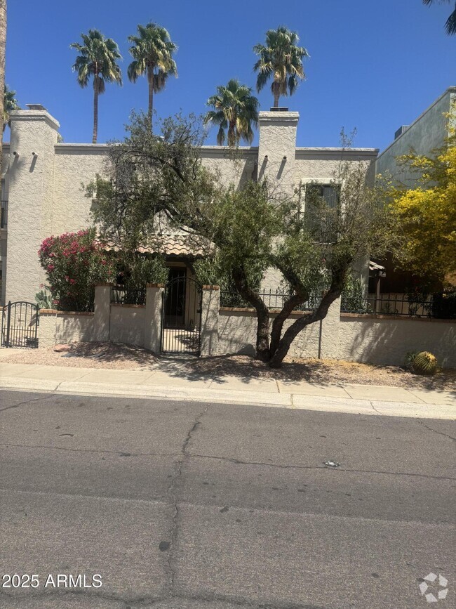 Building Photo - 4813 N 73rd St
