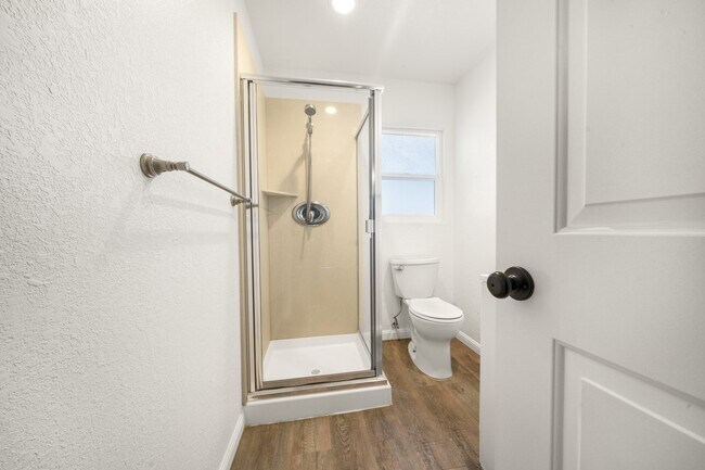 Foto del edificio - 98 W Siino Ave