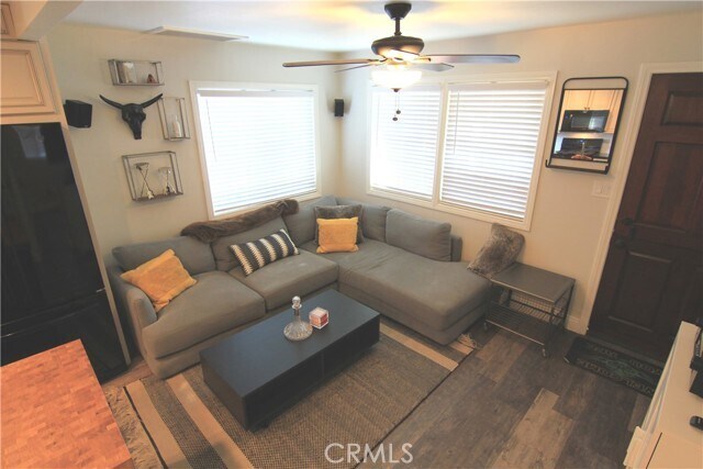 Foto del edificio - 341 N Pine St