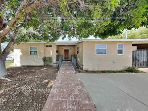 Building Photo - 7000 Comanche Ave