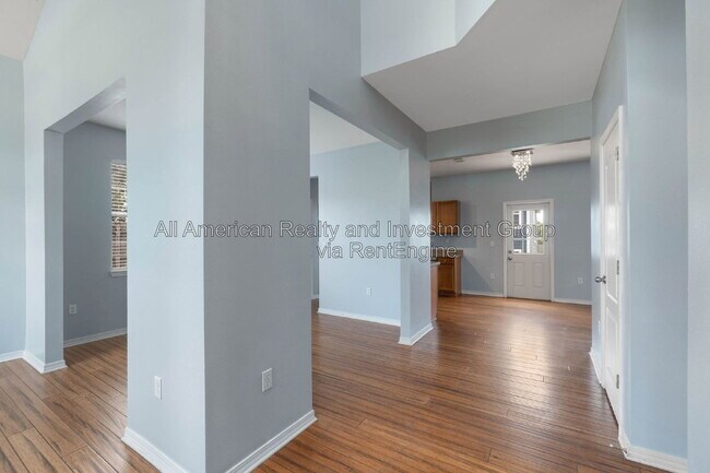 Building Photo - 406 Peoria Blvd
