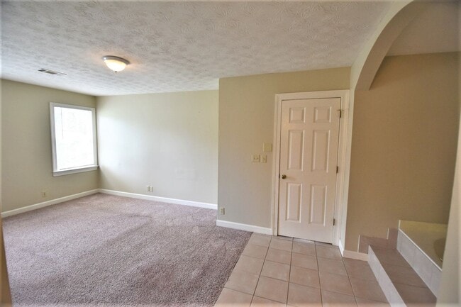 Building Photo - 6894 Kerrie Way