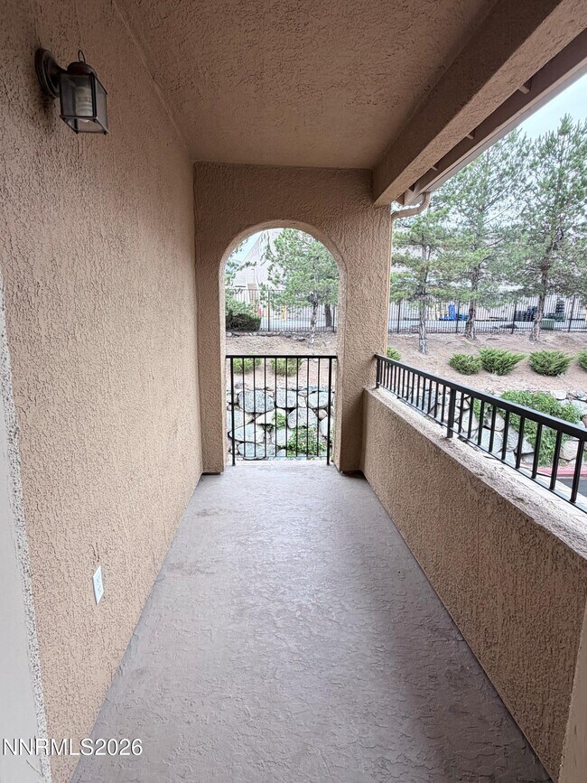 Foto del edificio - 17000 Wedge Pkwy