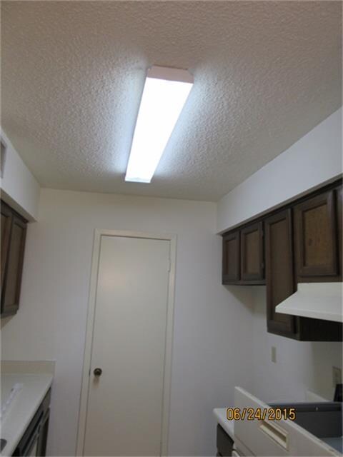 Foto del edificio - 17331 Red Oak Dr