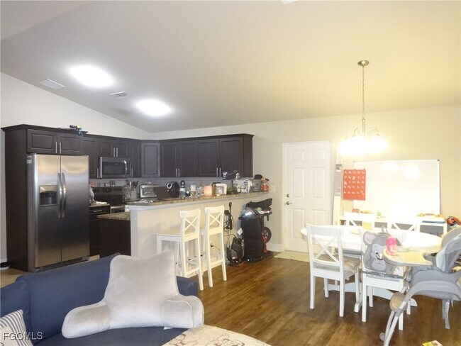 Foto del edificio - 1401 SW 6th Ave