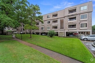 Building Photo - 2209 S Braeswood Blvd