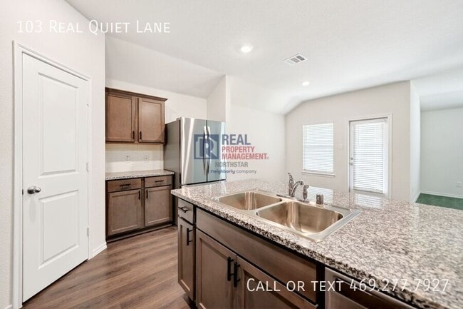 Building Photo - 103 Real Quiet Ln