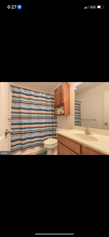 Foto del edificio - 33 Crooked Dr