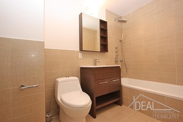 Foto del edificio - 3 bedroom in Brooklyn NY 11225