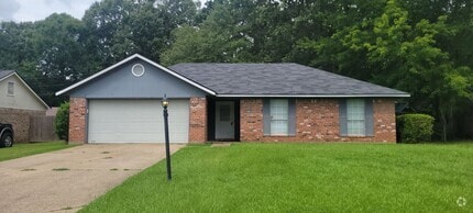 Building Photo - 10116 Freedoms Way