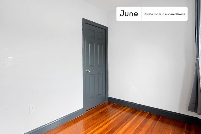 Foto del edificio - Room in Shared 4 bed/2 bath home