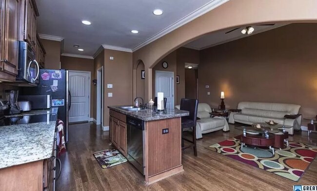 Foto del edificio - 1059 Kerry Dr