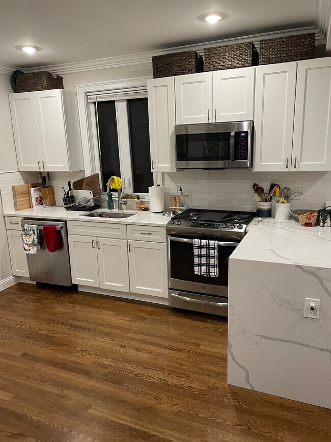 Foto del edificio - 38 Dustin St