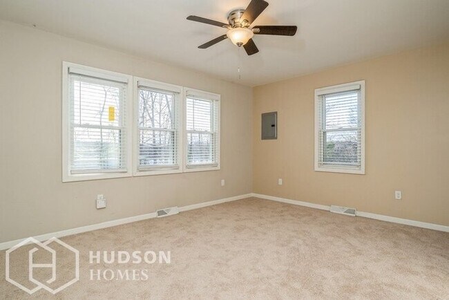 Foto del edificio - NOW AVAILABLE! 14 Kenny Dr, Monroe, NY 109...