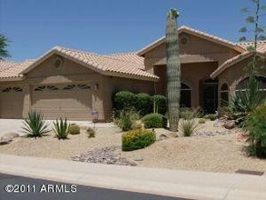 Building Photo - 9440 E Palm Tree Dr