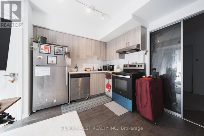 Photo du bâtiment - 1 Falaise Rd