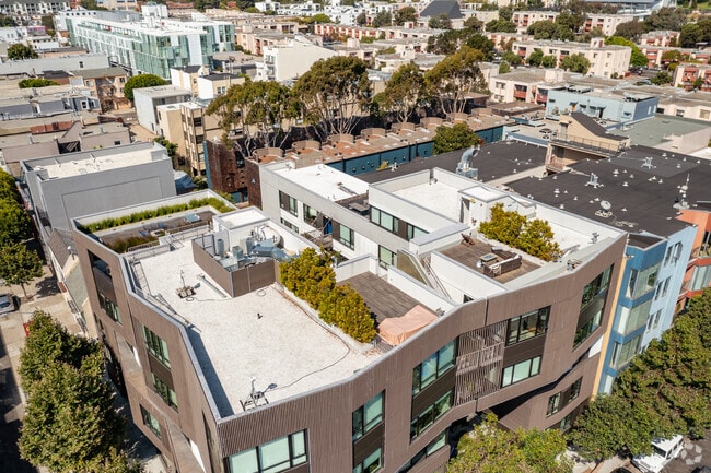 Rooftop - 400 Grove St