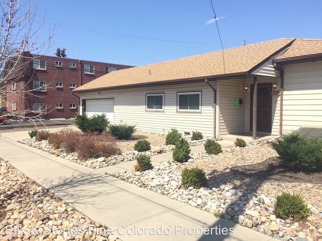 Primary Photo - 4089 S Acoma St