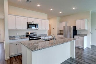 Building Photo - 1456 Lake Alpine Trl