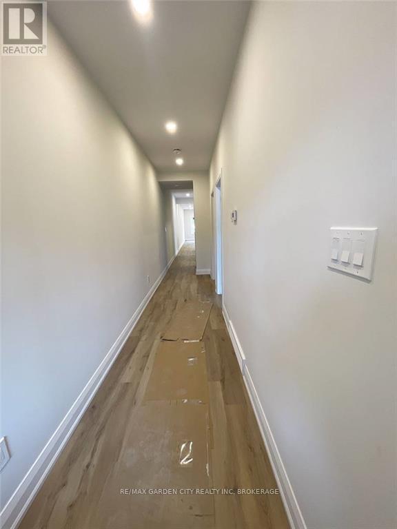 Building Photo - 13 Valley Rd