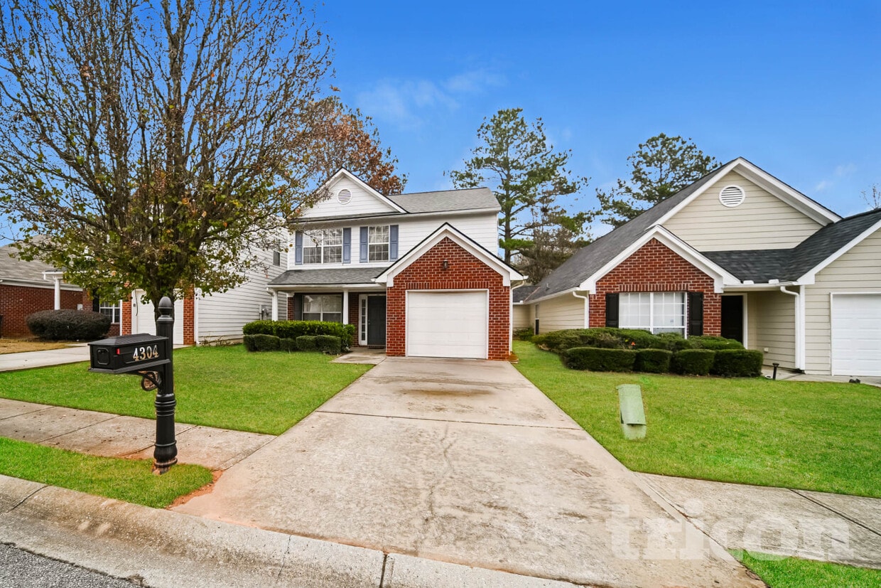 Primary Photo - 4304 Ravenwood Dr