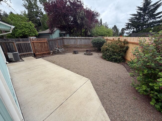 Foto del edificio - (969) Lance Way - 3 Bedroom / 2 Bath Home