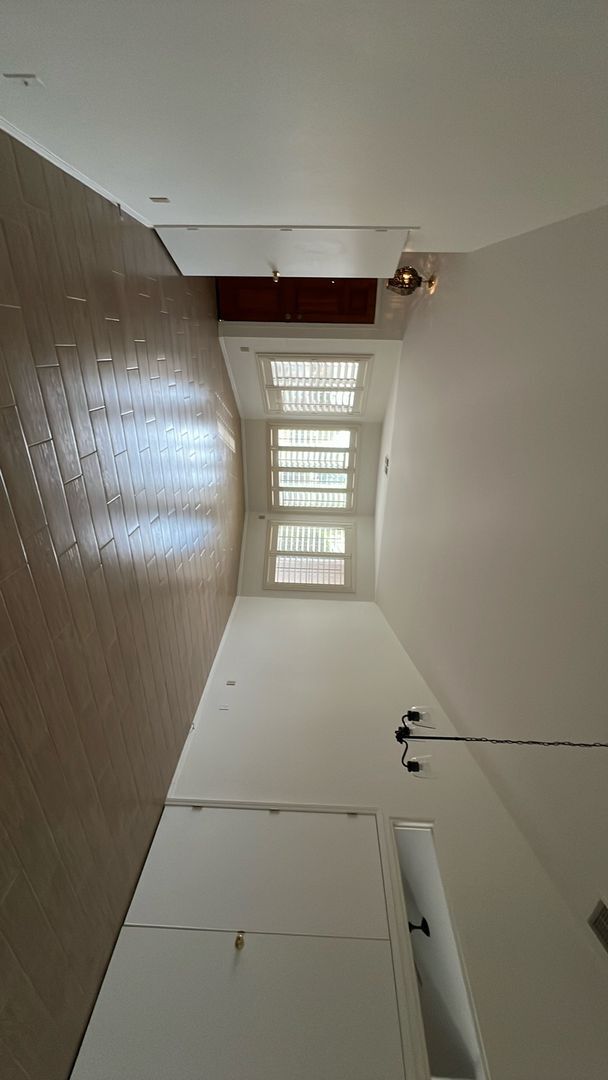 Building Photo - 1621 N Raven