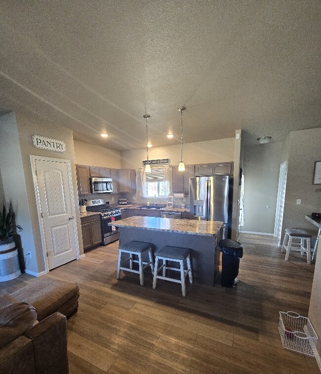 Building Photo - 5212 Crested Hill