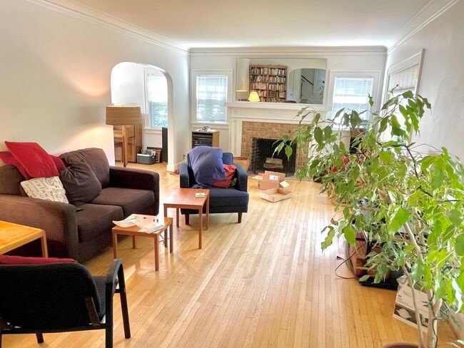 Building Photo - Grant Park 3-Story with Hardwoods, Huge Deck, Detached Garage, and Tons of Character