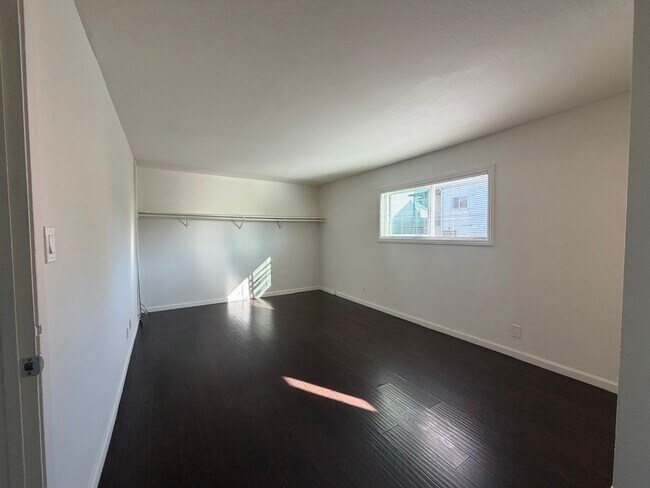 Foto del edificio - 3232 14th Ave