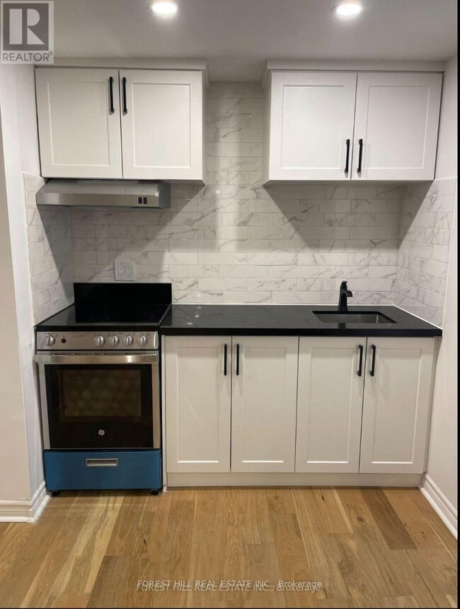 Building Photo - 52 Adventure Crescent