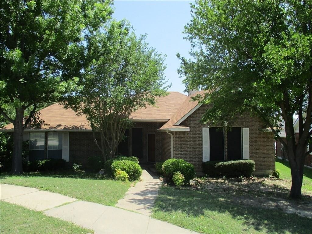 Primary Photo - 2818 Brookway Dr
