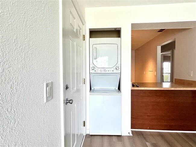 Foto del edificio - 705 Haven Pl
