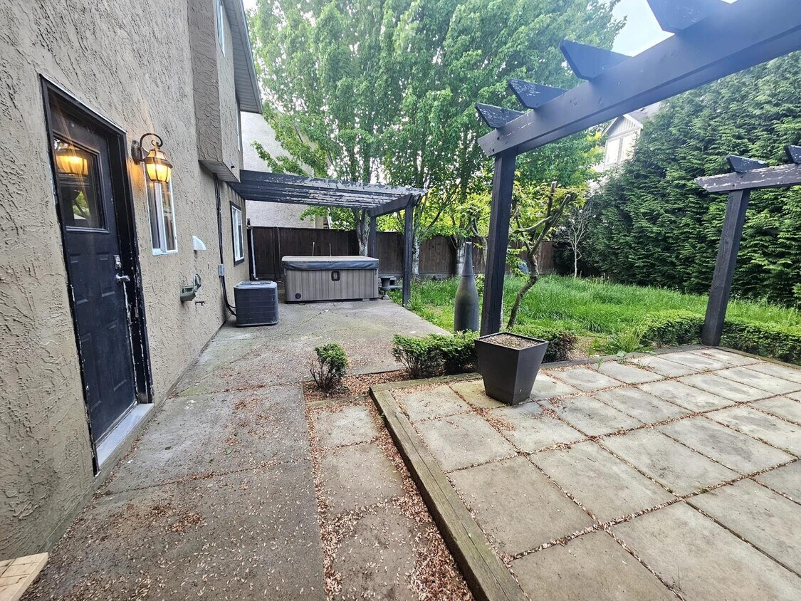 8420 Piper Crescent, Chilliwack, BC V2P 7R8 House for Rent in