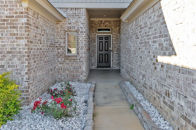 Building Photo - Available June 1, 2025
